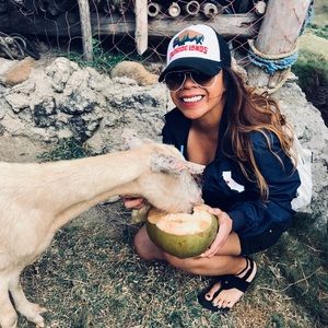 Meet your Posher, Cresta